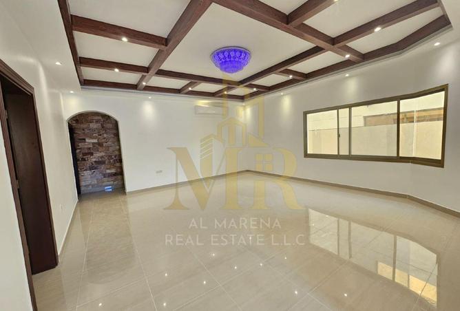 104243601 - Property Image 3