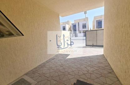 Villa - 4 - 6 for sale in Kabbali Hills - Al Helio 2 - Al Helio - Ajman