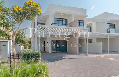 Townhouse - 4 Bedrooms - 3 Bathrooms for rent in Rochester - The Park Villas - Damac Hills - Dubai