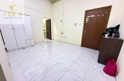 Apartment - 1 Bedroom - 1 Bathroom for rent in Al Falah Street - City Downtown - Abu Dhabi Apartment - 1 Bedroom - 1 Bathroom for rent in Al Falah Street - City Downtown - Abu Dhabi