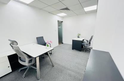 Office Space - Studio - 4 Bathrooms for rent in Twin Tower - Baniyas Road - Deira - Dubai
