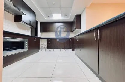 Apartment - 2 Bedrooms - 3 Bathrooms for rent in Duja Tower - Sheikh Zayed Road - Dubai Apartment - 2 Bedrooms - 3 Bathrooms for rent in Duja Tower - Sheikh Zayed Road - Dubai