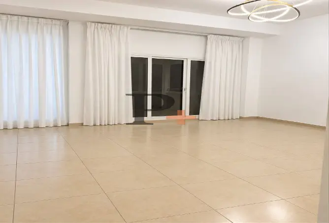 152845435 - Property Image 2