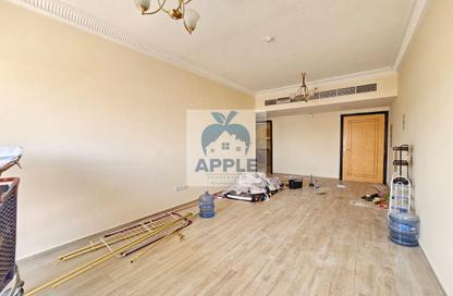 Apartment - 1 Bedroom - 2 Bathrooms for rent in Muwaileh 29 Building - Muwaileh - Sharjah