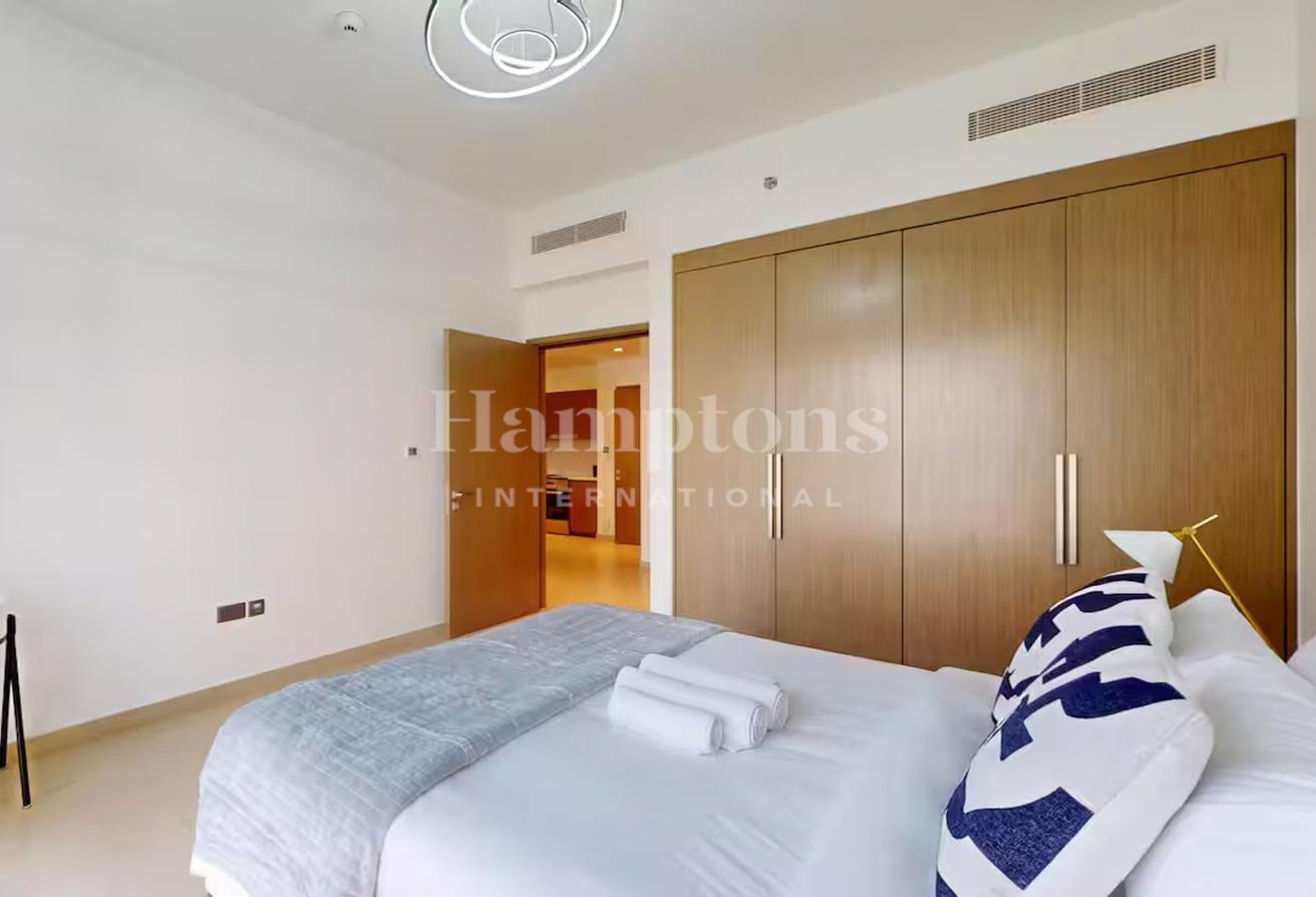 Vacant | Fully Furnished | Luxury Finish photo 17