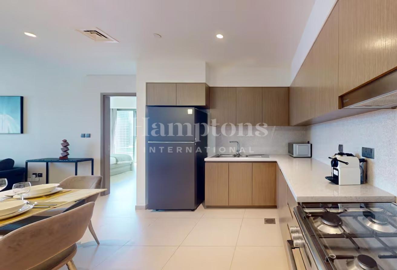 Vacant | Fully Furnished | Luxury Finish photo 4