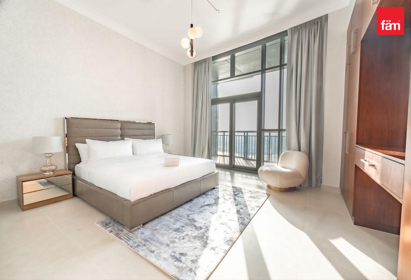 4BR + Maids | Dubai Skyline View | Huge Terrace photo 11