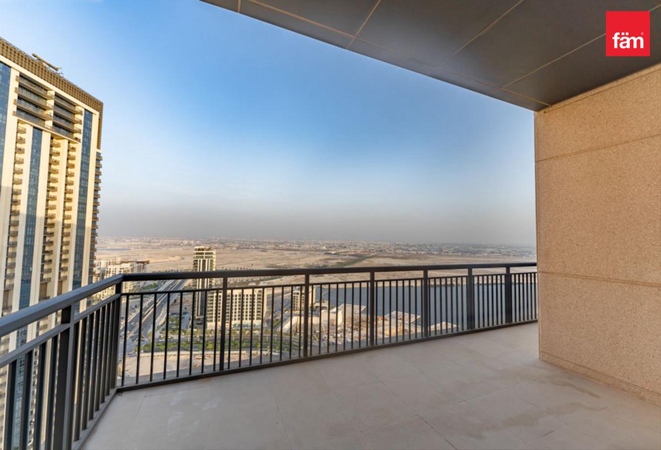 4BR + Maids | Dubai Skyline View | Huge Terrace photo 16