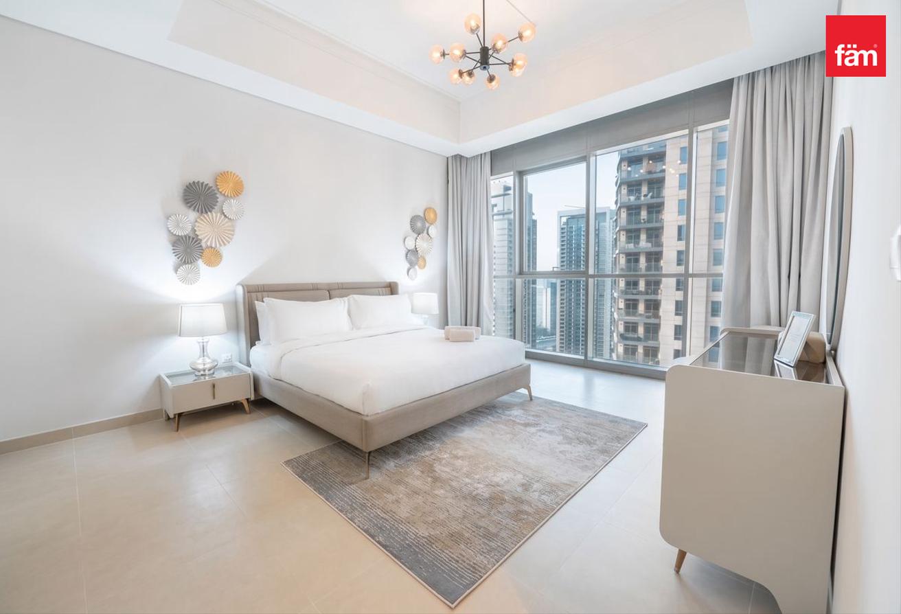 4BR + Maids | Dubai Skyline View | Huge Terrace photo 10
