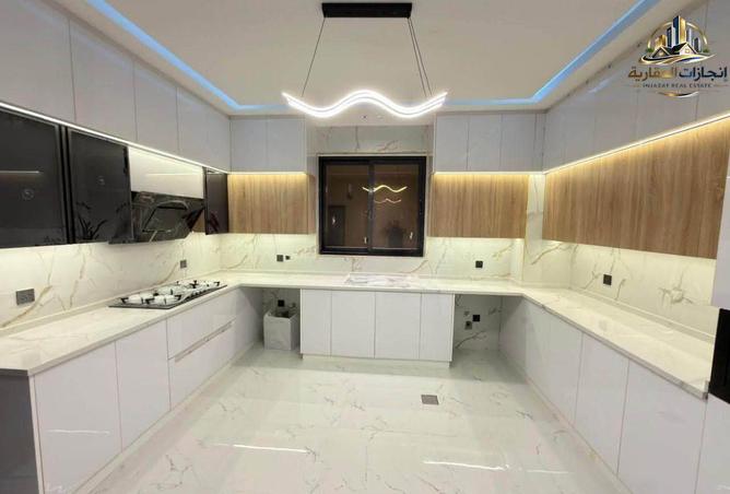 137456029 - Property Image 3
