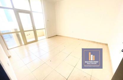 Apartment - 3 Bedrooms - 3 Bathrooms for rent in Khalidiya Street - Al Khalidiya - Abu Dhabi
