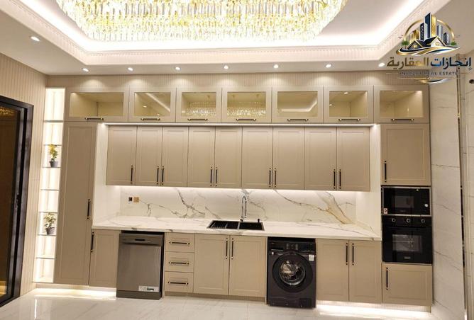 114595658 - Property Image 3