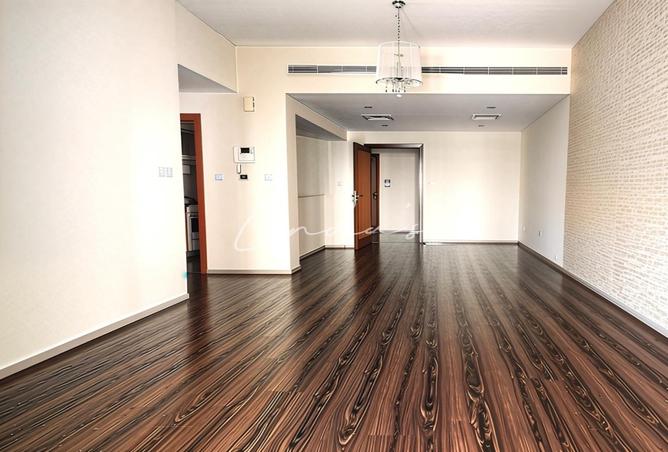 Emaar 1BR | Corner Unit | Rented | Pool View