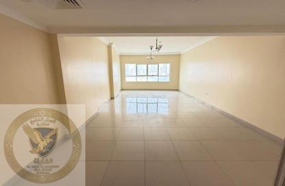 Apartment - 3 Bedrooms - 3 Bathrooms for rent in Al Mamzar - Al Mamzar - Sharjah - Sharjah