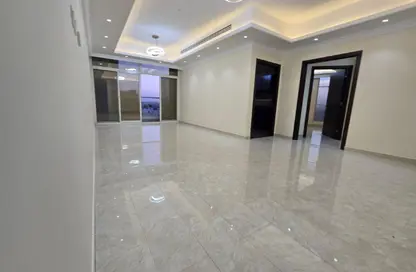 شقة - 3 غرف نوم - 3 حمامات للايجار في فلل الروضة 2 - 2  الروضة - الروضة - عجمان