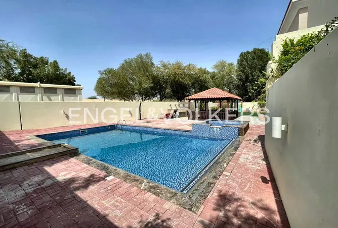 155586908 - Property Image 3