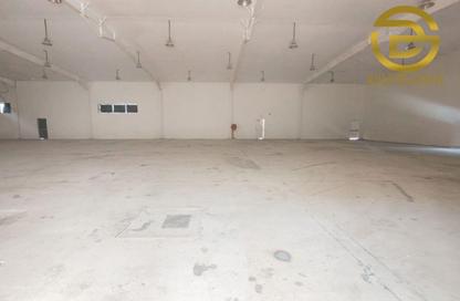 Warehouse - Studio - 4 Bathrooms for rent in Al Quoz Industrial Area 1 - Al Quoz Industrial Area - Al Quoz - Dubai