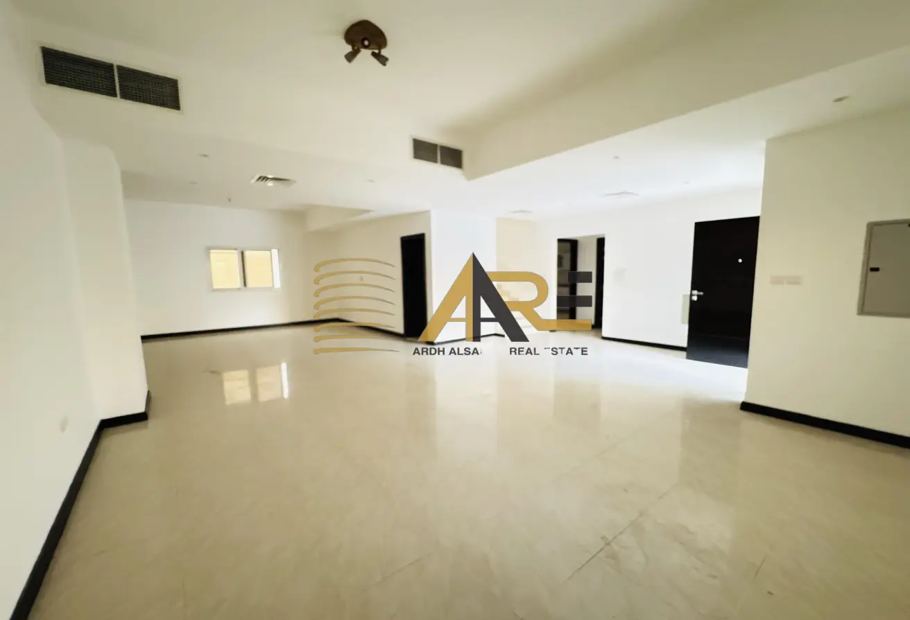 132495579 - Property Main Image
