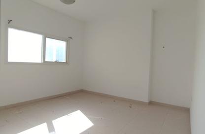 Apartment - 2 - 2 for rent in Canal Star Tower - Al Majaz 3 - Al Majaz - Sharjah