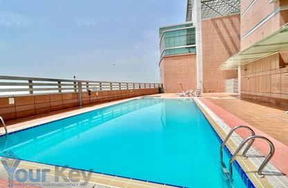 Apartment - 3 Bedrooms - 4 Bathrooms for rent in Crescent Towers - Al Khalidiya - Abu Dhabi
