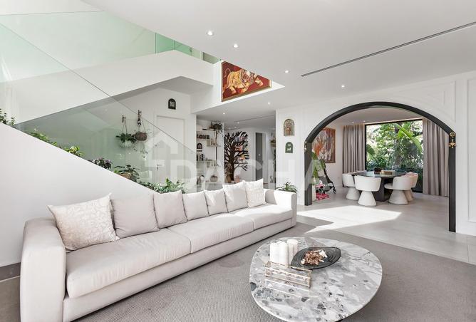 79822239 - Property Image 2