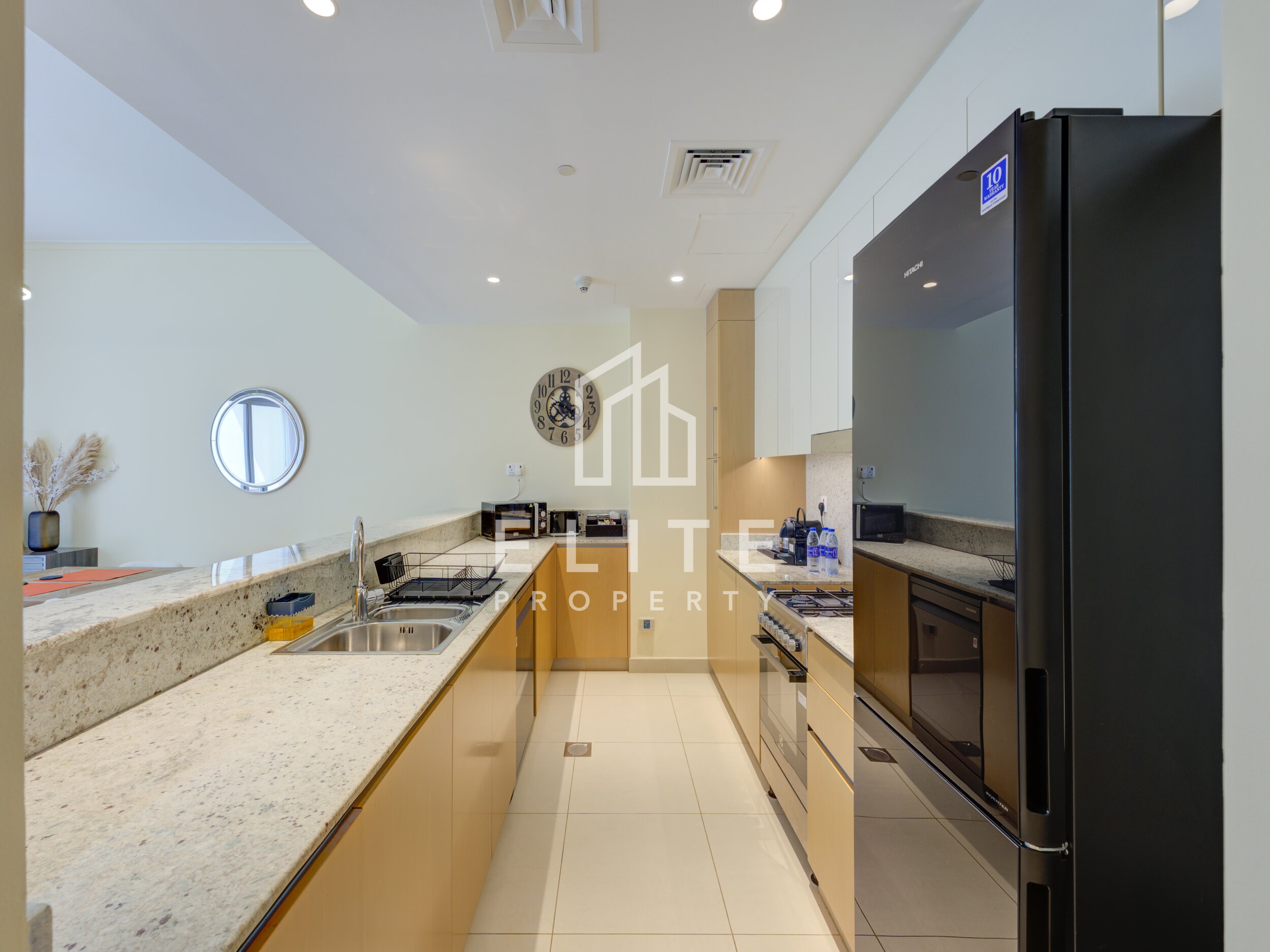 Luxury 2BR | Pool View | Direct Park Access & Mall