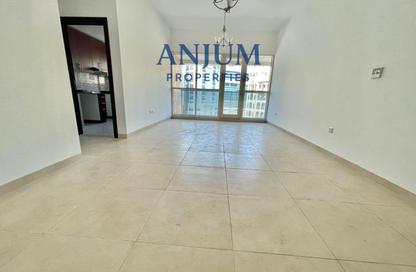 Apartment - 1 - 2 for rent in Al Marzooqi Tower - Al Jaddaf - Dubai Apartment - 1 - 2 for rent in Al Marzooqi Tower - Al Jaddaf - Dubai