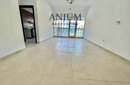 Apartment - 1 Bedroom - 2 Bathrooms for rent in Al Marzooqi Tower - Al Jaddaf - Dubai