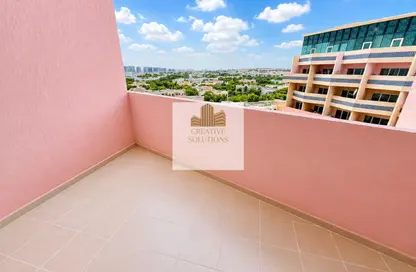 Apartment - 1 Bathroom for rent in The Gardens Apartments 3 - The Gardens Buildings - The Gardens - Dubai