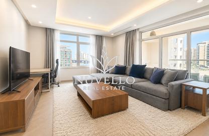 Apartment - 3 Bedrooms - 4 Bathrooms for rent in Al Anbara - Shoreline Apartments - Palm Jumeirah - Dubai