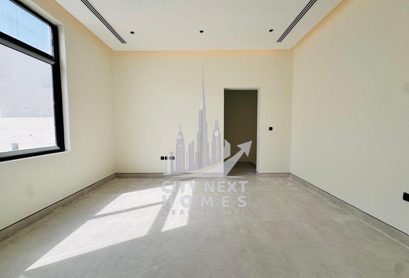 Brand New Villa | 5Br | Dining And Leaving Area photo 13