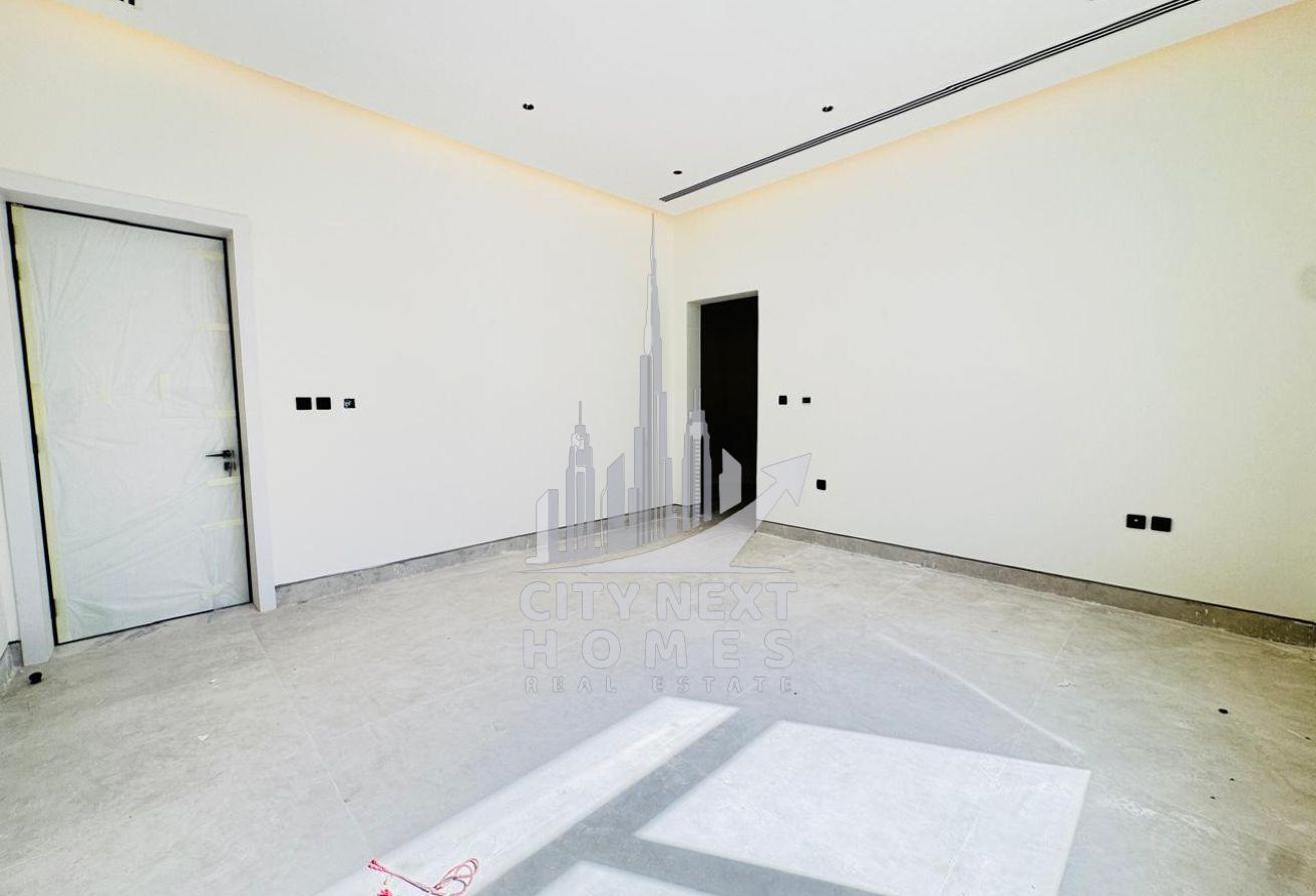 Brand New Villa | 5Br | Dining And Leaving Area photo 12