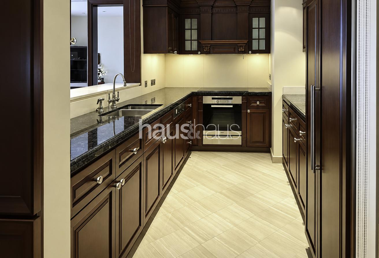 Mid Floor | Furnished | Fountain View photo 5