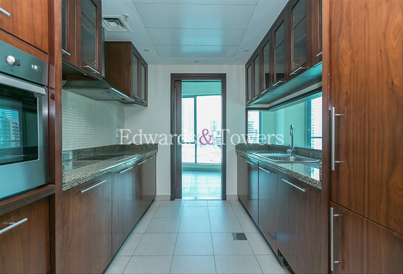 Exclusive | Full Marina View | 2 Bed + Study photo 8