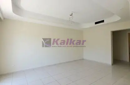 فيلا - 2 غرف نوم - 3 حمامات للبيع في الينابيع 2 - الينابيع - دبي