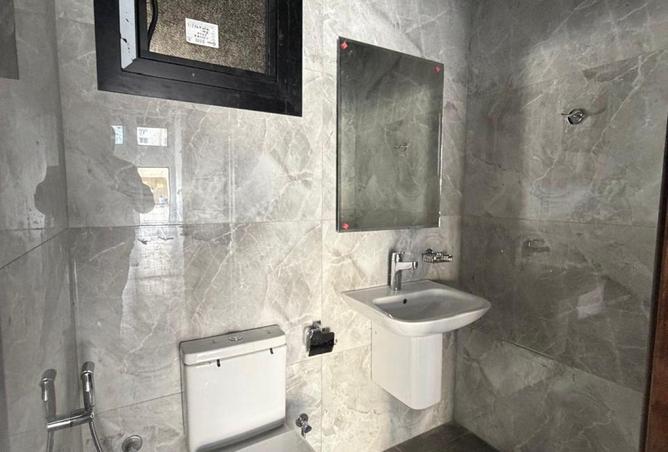 52008104 - Property Image 3