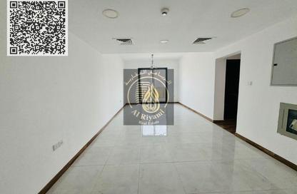 شقة - غرفة نوم - 2 حمامات للايجار في مساكن كورنيش عجمان - طريق كورنيش عجمان - عجمان