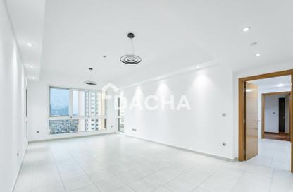 Apartment - 3 - 4 for rent in Marina Residences 2 - Marina Residences - Palm Jumeirah - Dubai