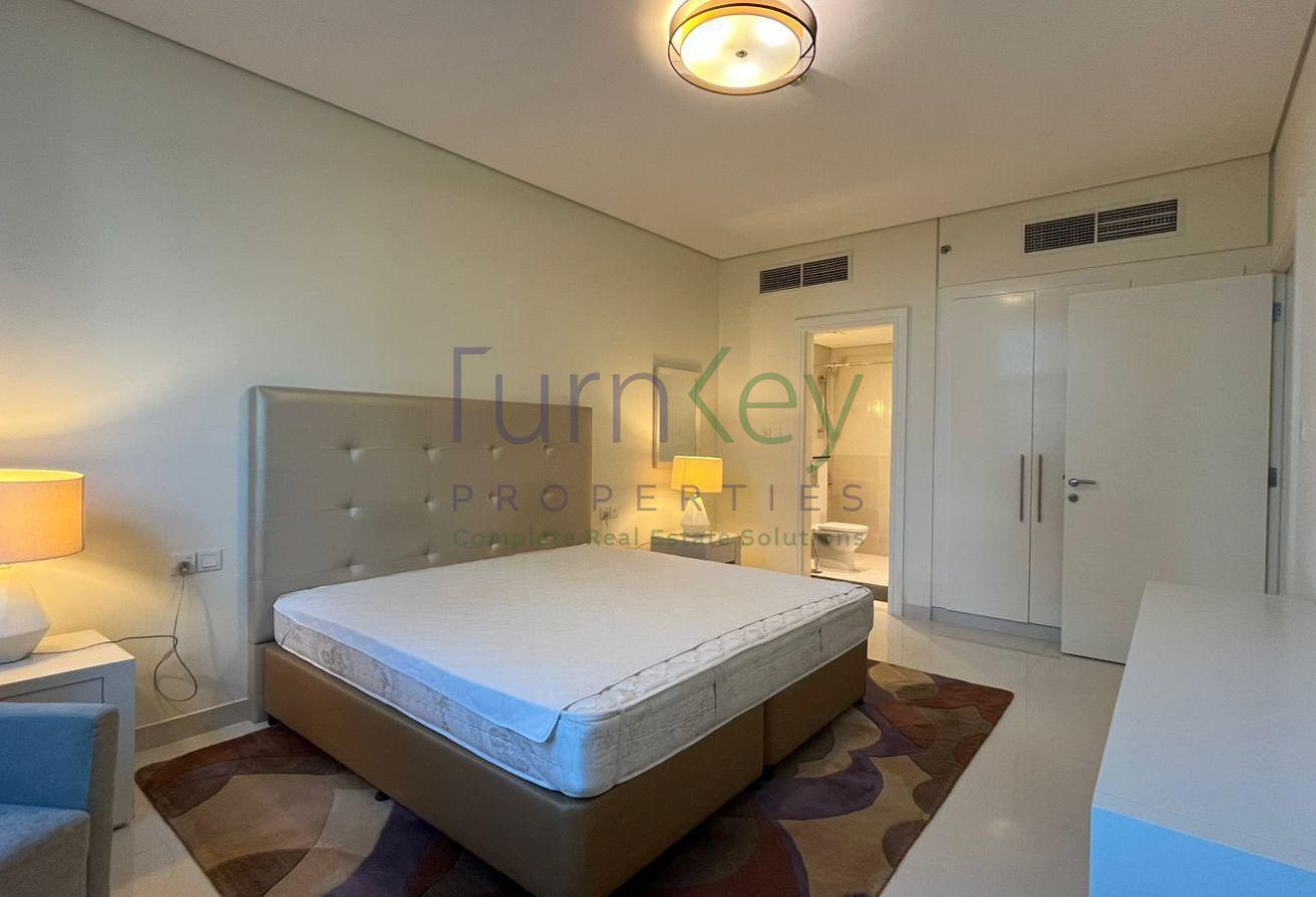 Large 1BR |Fully Furnished|Community view | Vacant photo 3