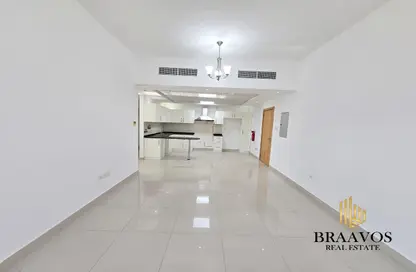 Apartment - 2 Bedrooms - 3 Bathrooms for rent in Park View Residence - District 12 - Jumeirah Village Circle - Dubai