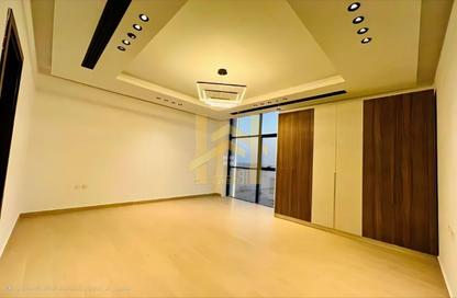 عمارة بالكامل - 7+ - 7+ للايجار في أم الثعوب - أم القيوين