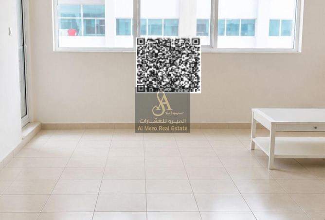 122000216 - Property Main Image