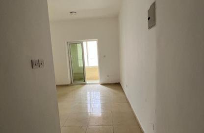 Apartment - 1 Bedroom - 1 Bathroom for rent in Al Qulaya'ah - Al Sharq - Sharjah