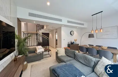 فيلا - 4 غرف نوم - 4 حمامات للبيع في كاميليا - داماك هيلز 2 - دبي