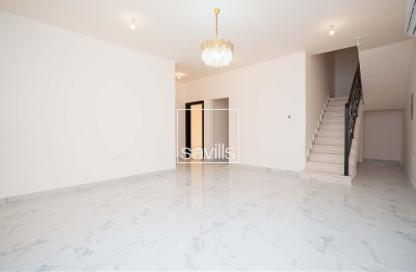 Villa - 6 Bedrooms - 4 Bathrooms for rent in Hadbat Al Zafranah - Muroor Area - Abu Dhabi