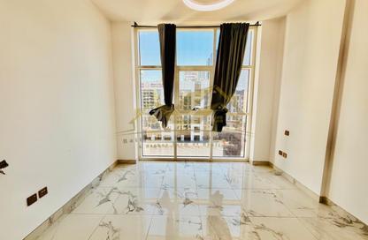 Apartment - 1 Bedroom - 3 Bathrooms for rent in Jumeirah Garden City - Al Satwa - Dubai