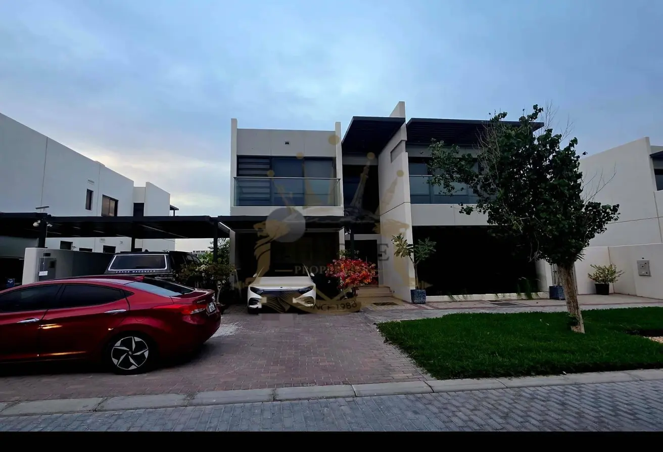 92281378 - Property Main Image
