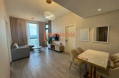 شقة - غرفة نوم - 2 حمامات للايجار في نور 1 - وسط المدينة - مدينة دبي للإنتاج (اي ام بي زد) - دبي