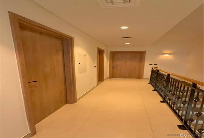 125182854 - Property Image 2