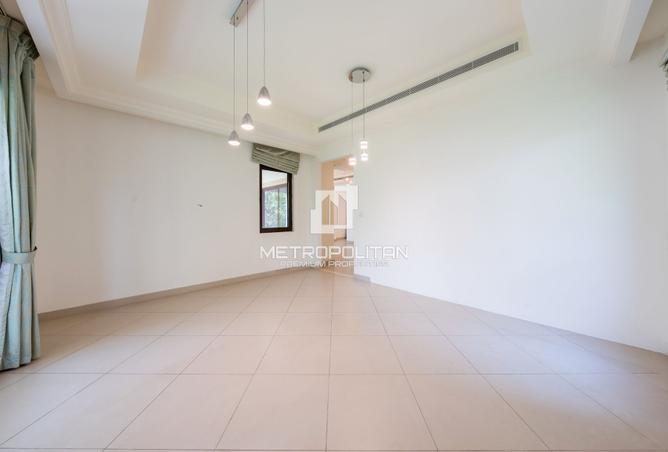 120163460 - Property Image 2